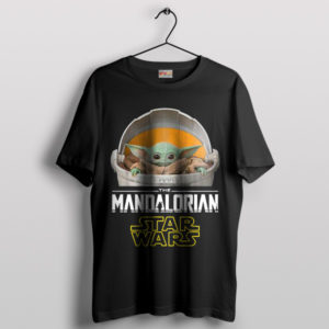 Guardian The Child Baby Yoda in Floating Pod Black T-Shirt